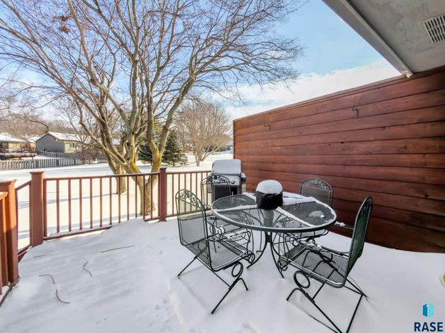 3500 E Kris Dr Drive, Sioux Falls, SD 57103