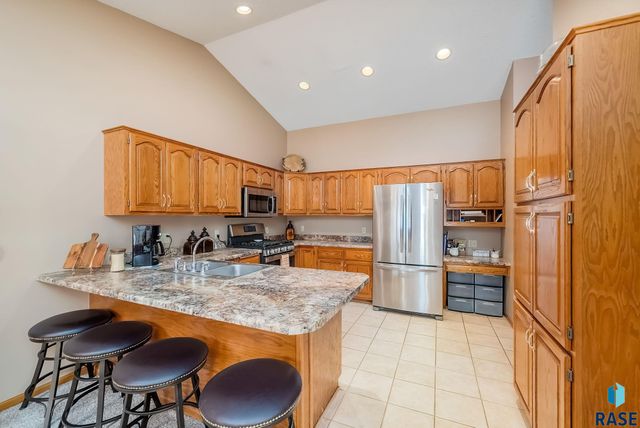 3500 E Kris Dr Drive, Sioux Falls, SD 57103