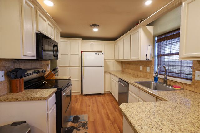 4607 AUSTIN AVENUE, Brownwood, TX 76801