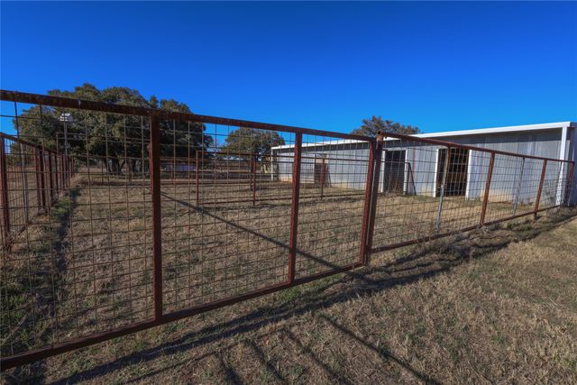 4607 AUSTIN AVENUE, Brownwood, TX 76801