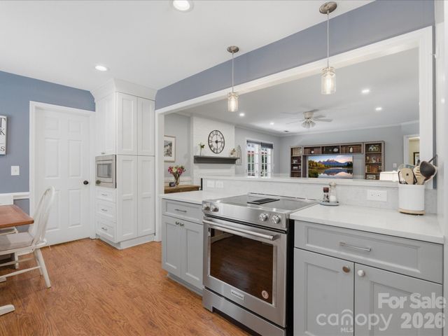7102 Graburn Road, Charlotte, NC 28226