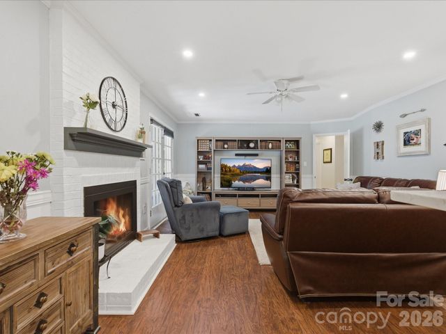 7102 Graburn Road, Charlotte, NC 28226