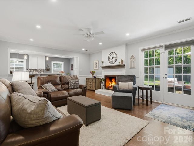 7102 Graburn Road, Charlotte, NC 28226