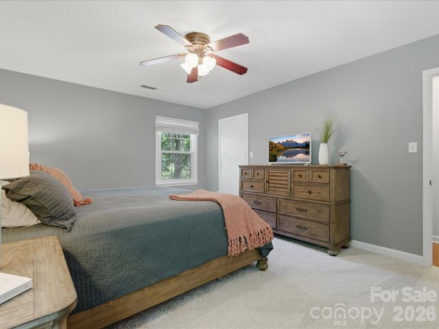 7102 Graburn Road, Charlotte, NC 28226
