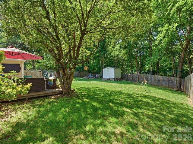 7102 Graburn Road, Charlotte, NC 28226