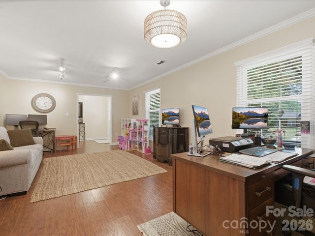 7102 Graburn Road, Charlotte, NC 28226