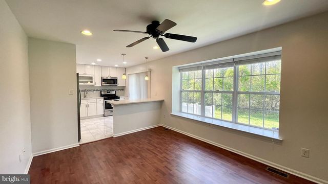 5905 BALTIMORE DR, Marlton, NJ 08053