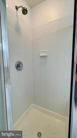 5905 BALTIMORE DR, Marlton, NJ 08053