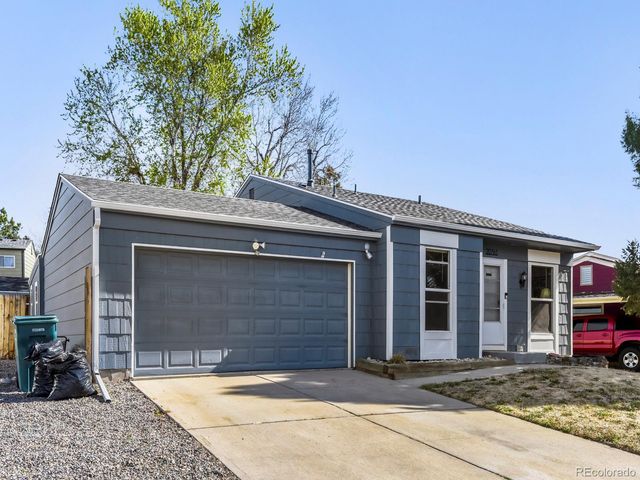 20765 E Buchanan Drive, Aurora, CO 80011