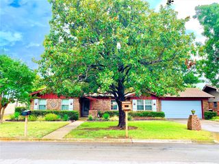 1401 Amherst Drive, Denton, TX 76201