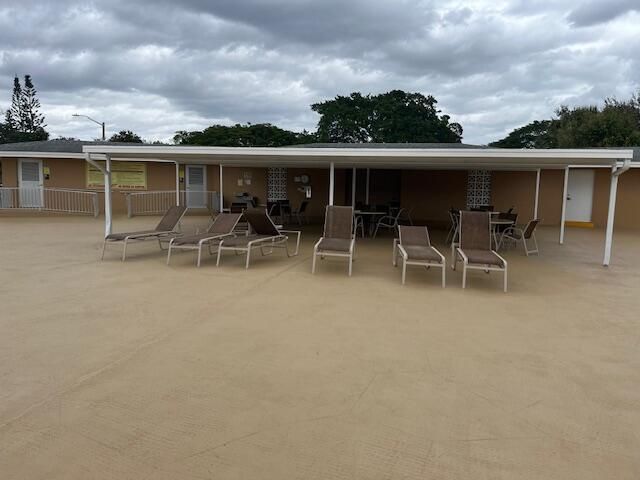 123 Kent H, West Palm Beach, FL 33417