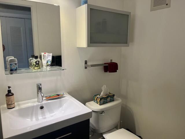 123 Kent H, West Palm Beach, FL 33417