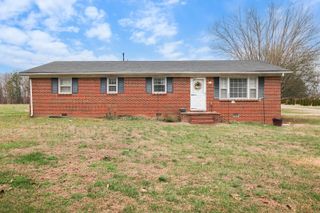 95 Pike Hill Rd, Mcminnville, TN 37110