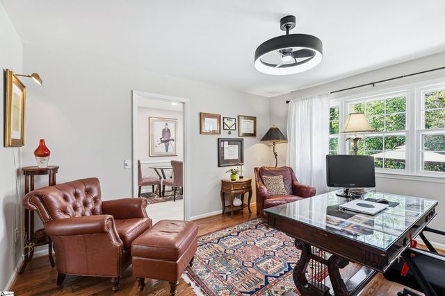 24 Twelve Oaks Terrace, Greenville, SC 29615