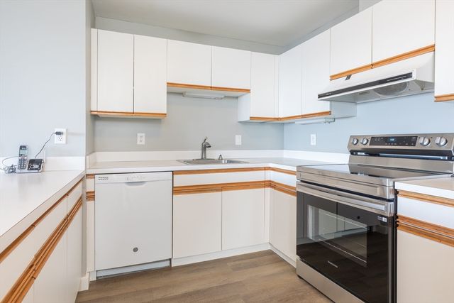 1 Carey Cir 409, Revere, MA 02151