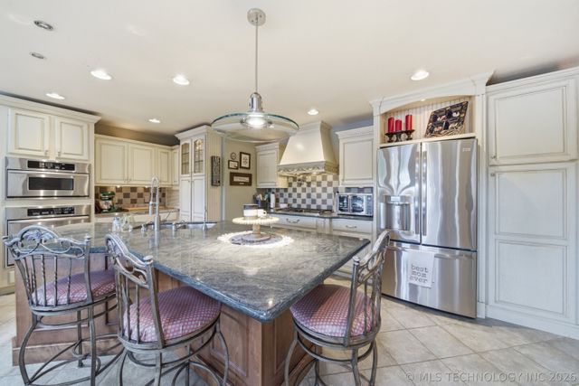 1610 Country Club Drive, Okmulgee, OK 74447