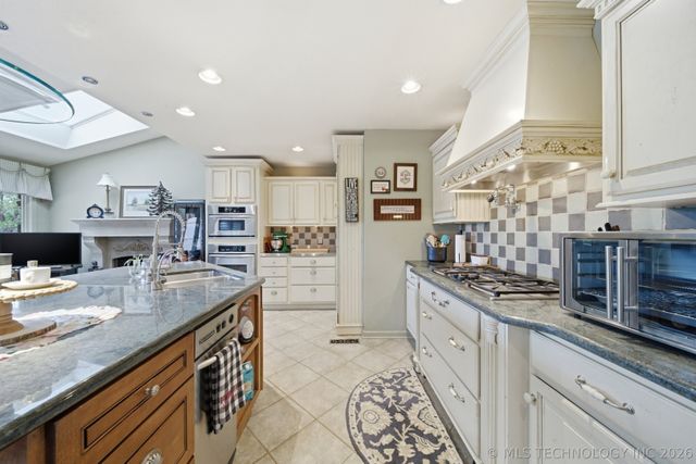 1610 Country Club Drive, Okmulgee, OK 74447