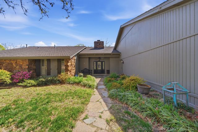 1610 Country Club Drive, Okmulgee, OK 74447