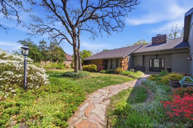 1610 Country Club Drive, Okmulgee, OK 74447