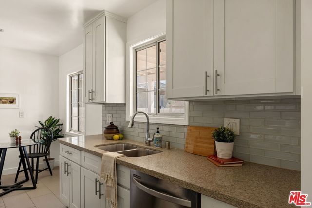 13610 Bracken Street, Arleta (los Angeles), CA 91331