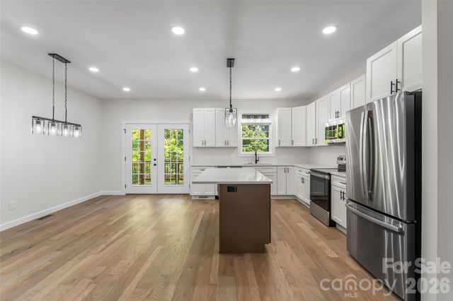 438 Plantation Drive, Marion, NC 28752