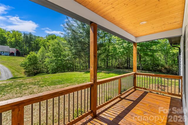 438 Plantation Drive, Marion, NC 28752