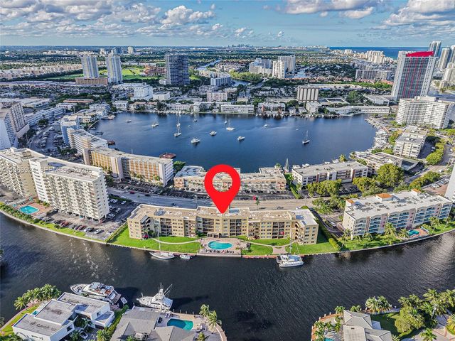 301 Golden Isles Dr 403, Hallandale Beach, FL 33009