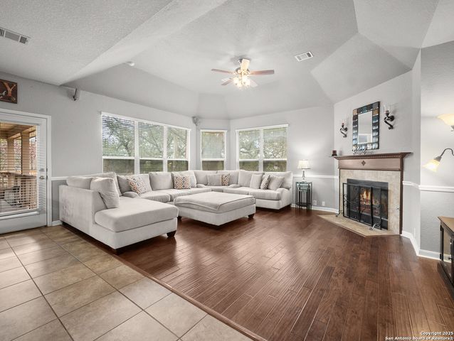 1606 LOOKOUT FRST, San Antonio, TX 78260