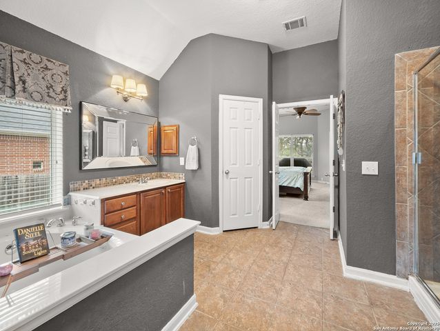 1606 LOOKOUT FRST, San Antonio, TX 78260