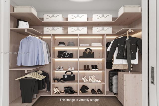 500 Alton Rd 2402, Miami Beach, FL 33139