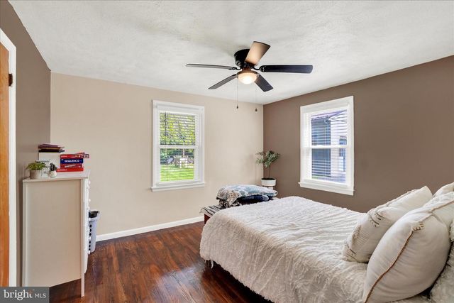 2320 EMIG MILL RD, Dover, PA 17315