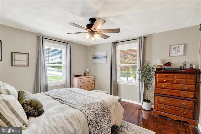 2320 EMIG MILL RD, Dover, PA 17315