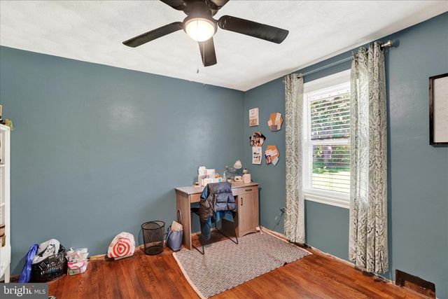 2320 EMIG MILL RD, Dover, PA 17315