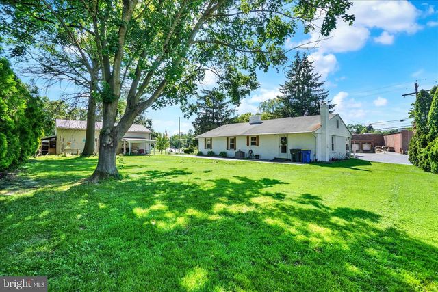 2320 EMIG MILL RD, Dover, PA 17315