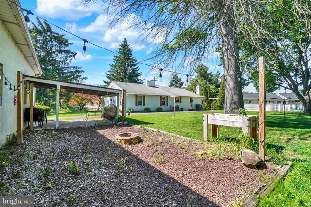2320 EMIG MILL RD, Dover, PA 17315