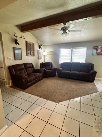 225 county road 3699, Springtown, TX 76082