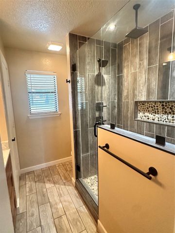 225 county road 3699, Springtown, TX 76082