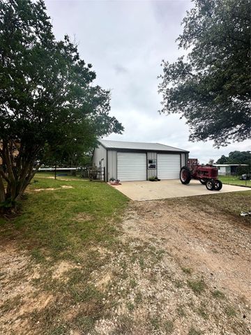 225 county road 3699, Springtown, TX 76082