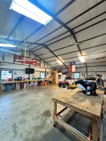 225 county road 3699, Springtown, TX 76082