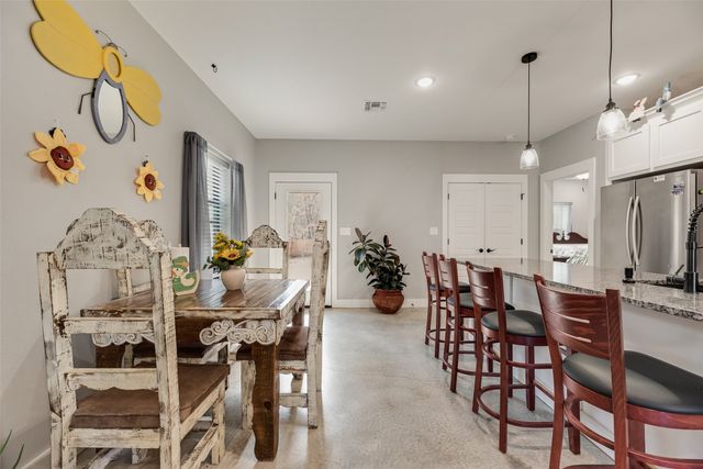 718 E Crawford Street, Denison, TX 75021