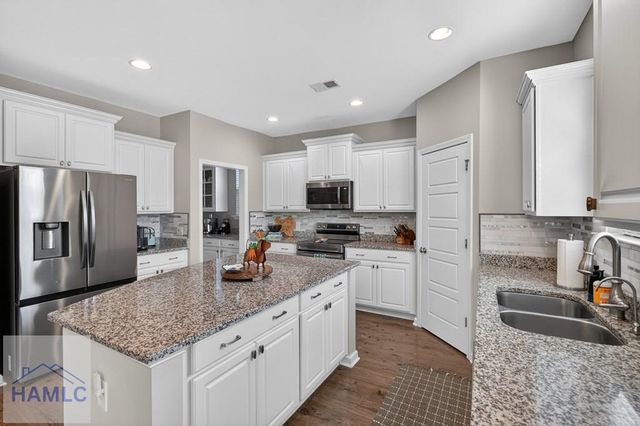161 McCrady Drive, Richmond Hill, GA 31324