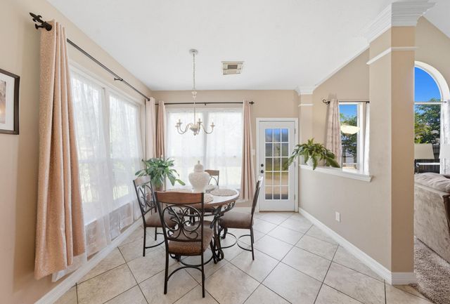 2302 Palm Circle, Seabrook, TX 77586