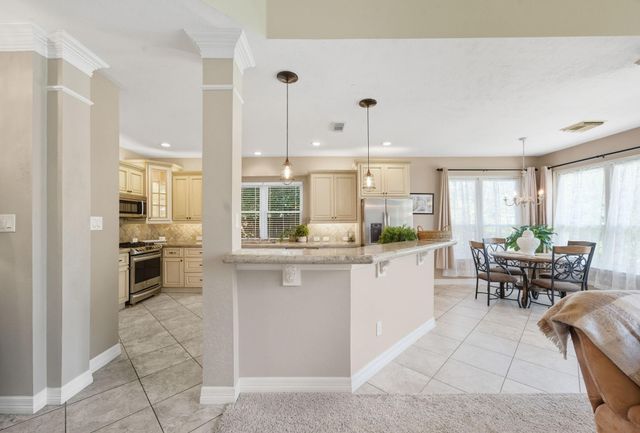 2302 Palm Circle, Seabrook, TX 77586