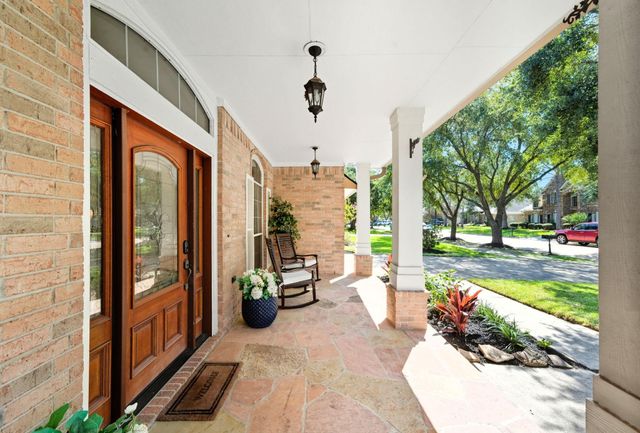 2302 Palm Circle, Seabrook, TX 77586