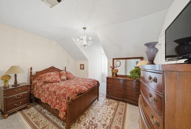 2302 Palm Circle, Seabrook, TX 77586