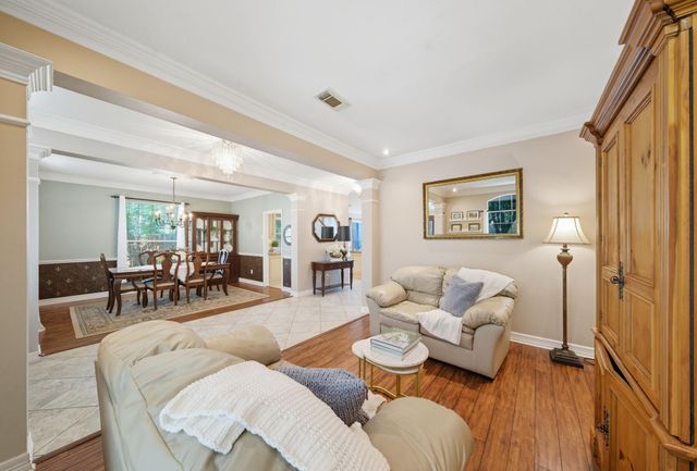 2302 Palm Circle, Seabrook, TX 77586