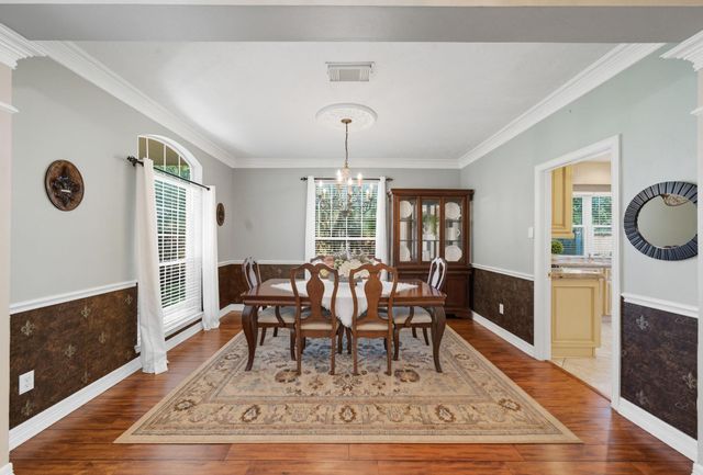 2302 Palm Circle, Seabrook, TX 77586