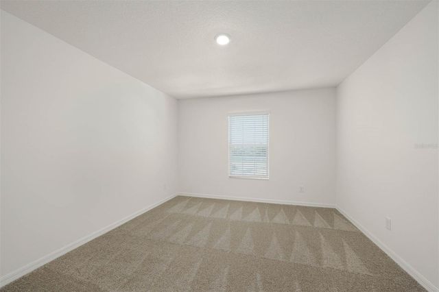 721 POPPY LANE, Dundee, FL 33838