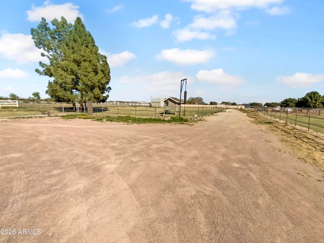 7921 N 175TH Avenue, Waddell, AZ 85355