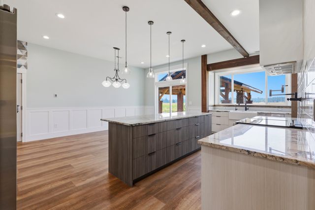 32223 N Division Rd, Deer Park, WA 99006